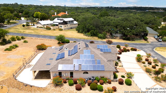 Image 3 of 40 For 15910 Robles Nuevo