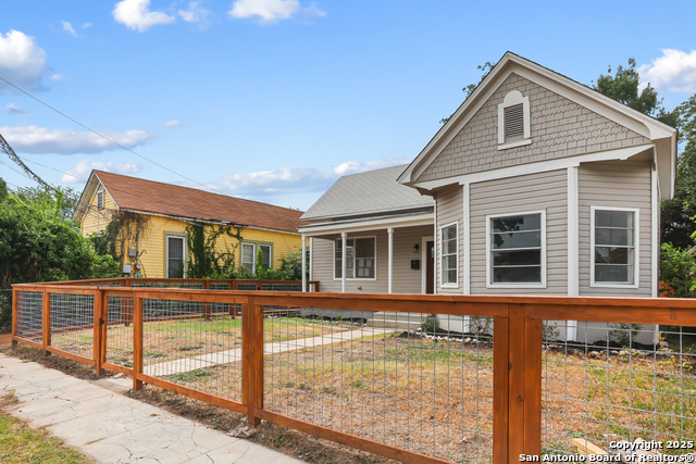 Details for 926 Nolan St, San Antonio, TX 78202