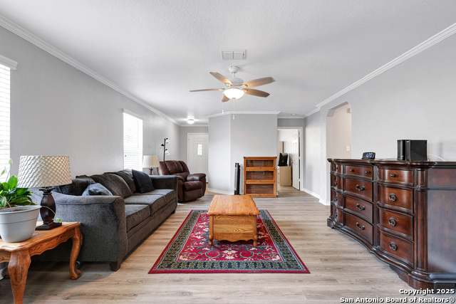 Image 4 of 19 For 16306 Rosebud Vista