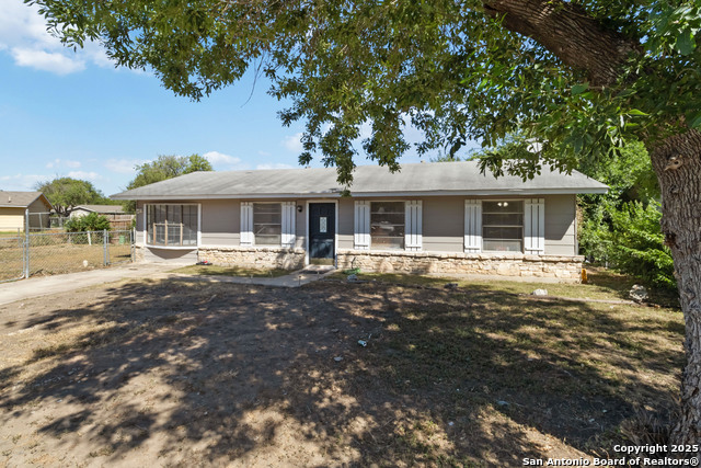 Details for 5815 Kim Valley Dr, San Antonio, TX 78242