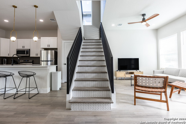 Listing photo id 22 for 343 Porter St 101