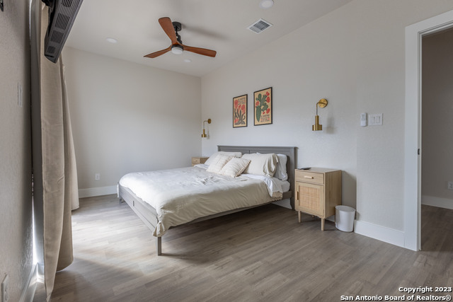 Listing photo id 25 for 343 Porter St 101