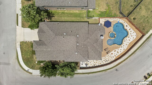 Image 10 of 46 For 10513 Far Reaches Lane