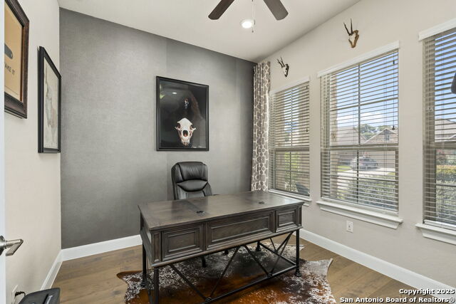 Image 13 of 46 For 10513 Far Reaches Lane