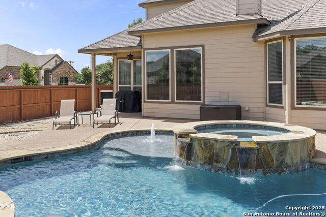 Image 3 of 46 For 10513 Far Reaches Lane