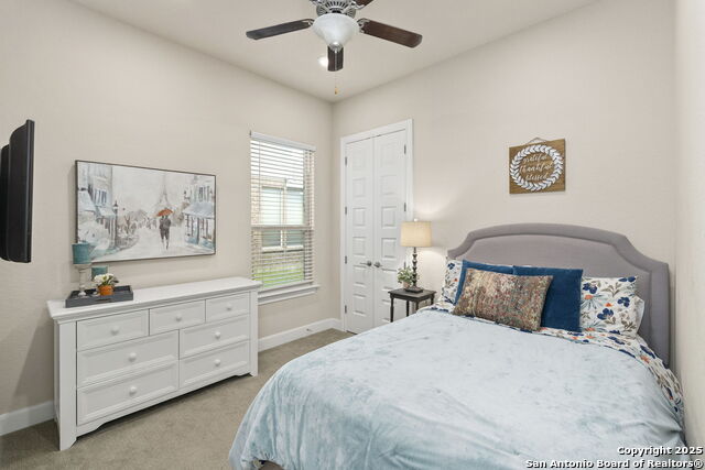 Image 33 of 46 For 10513 Far Reaches Lane