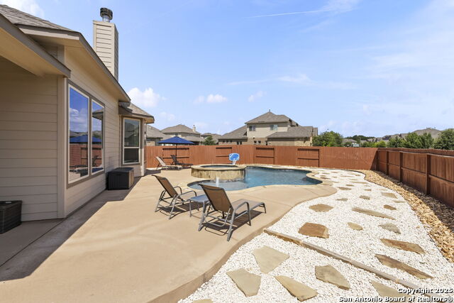 Image 42 of 46 For 10513 Far Reaches Lane