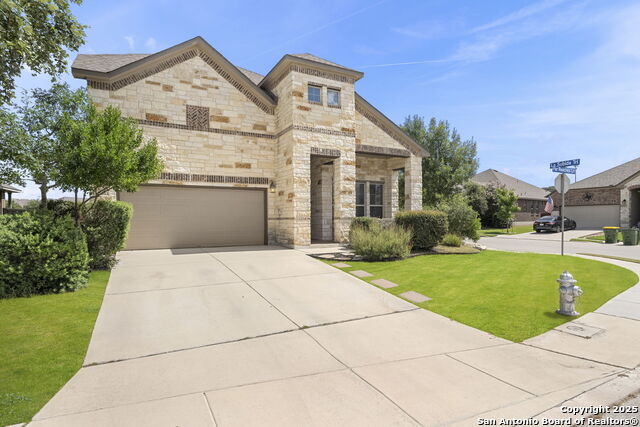 Image 7 of 46 For 10513 Far Reaches Lane