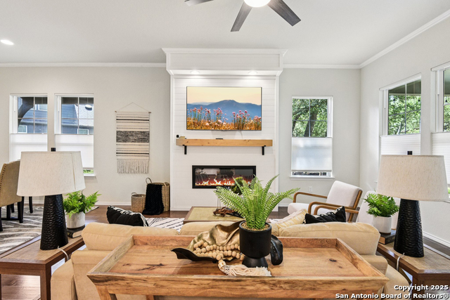 Listing photo id 11 for 8801 Canopy Bnd