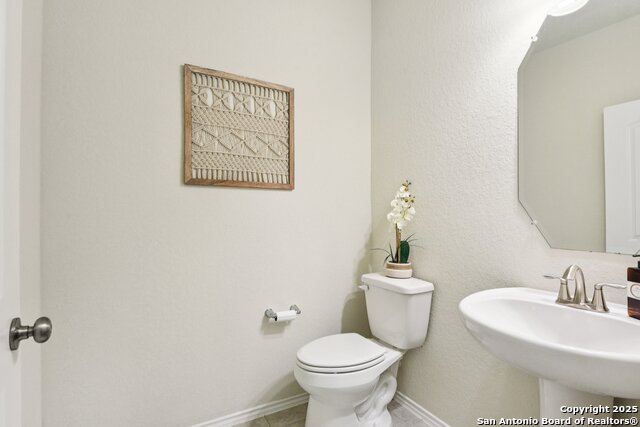 Listing photo id 26 for 8801 Canopy Bnd