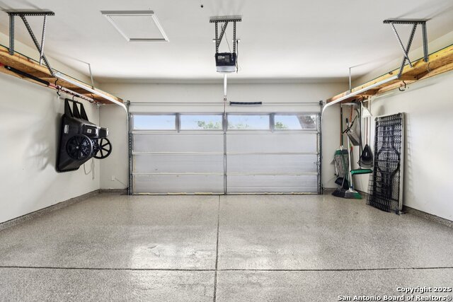 Listing photo id 39 for 8801 Canopy Bnd