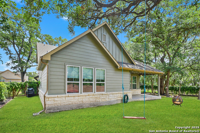 Listing photo id 44 for 8801 Canopy Bnd