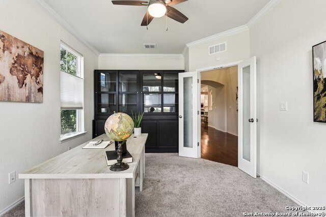 Listing photo id 6 for 8801 Canopy Bnd