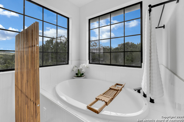 Image 31 of 34 For 616 Green Oak