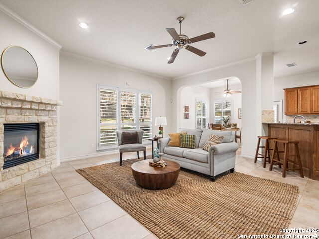 Listing photo id 10 for 18339 Emerald Oaks Dr