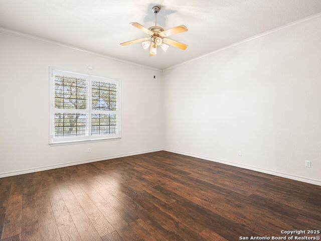 Listing photo id 20 for 18339 Emerald Oaks Dr
