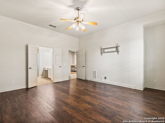 Listing photo id 21 for 18339 Emerald Oaks Dr
