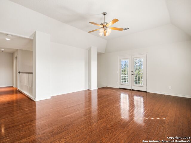 Listing photo id 26 for 18339 Emerald Oaks Dr
