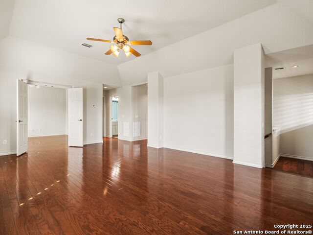 Listing photo id 27 for 18339 Emerald Oaks Dr
