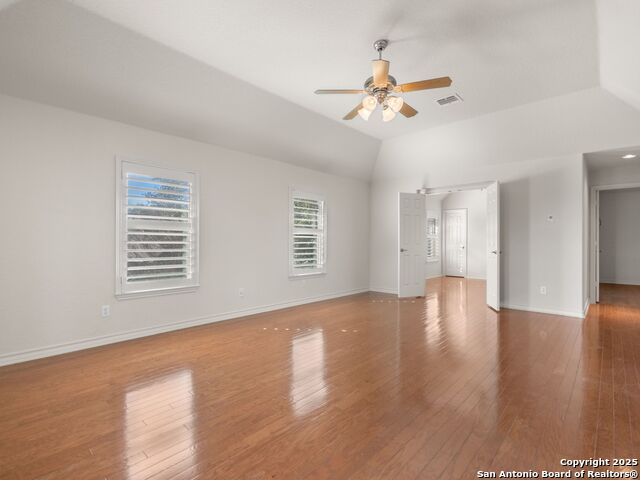 Listing photo id 45 for 18339 Emerald Oaks Dr