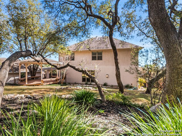 Listing photo id 50 for 18339 Emerald Oaks Dr