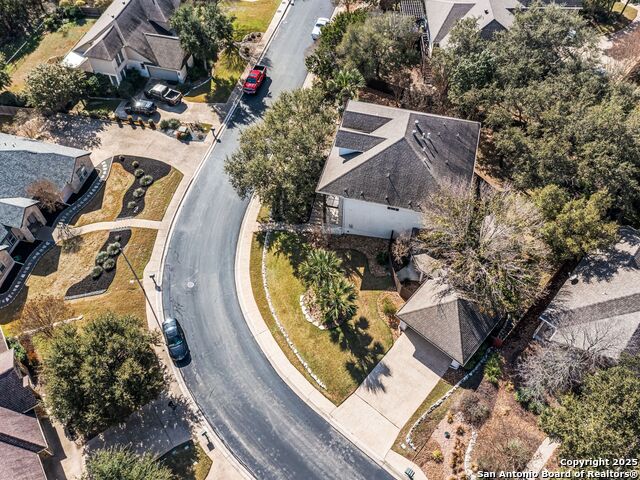 Listing photo id 56 for 18339 Emerald Oaks Dr