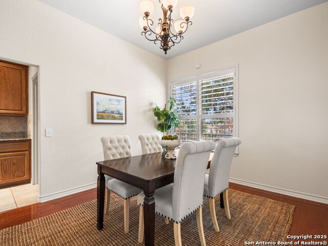 Listing photo id 6 for 18339 Emerald Oaks Dr