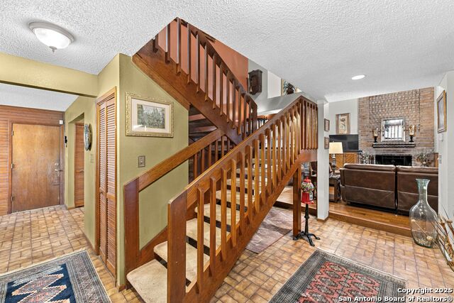 Image 21 of 48 For 3303 Trailway Park St