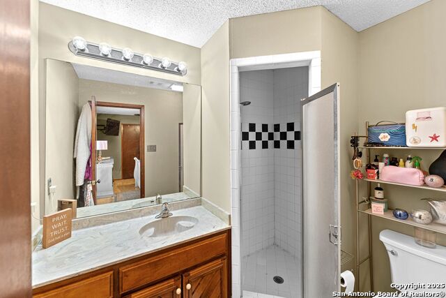 Image 32 of 48 For 3303 Trailway Park St