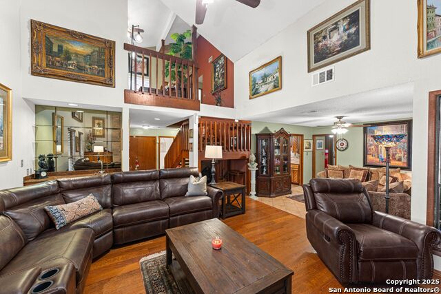 Image 8 of 48 For 3303 Trailway Park St