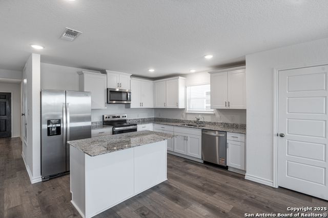 Listing photo id 18 for 1335 Vallarta Centro