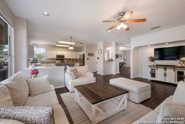 Image 10 of 35 For 6214 Ozona Mill