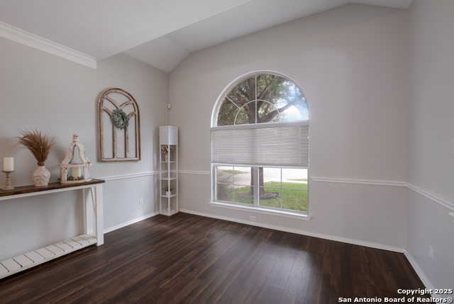 Image 5 of 35 For 6214 Ozona Mill