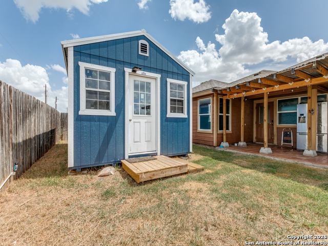 Image 24 of 24 For 529 Indian Crossing