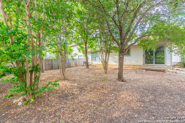 Listing photo id 27 for 10622 Cavelier
