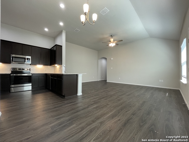 Image 4 of 15 For 627 Heathers Way