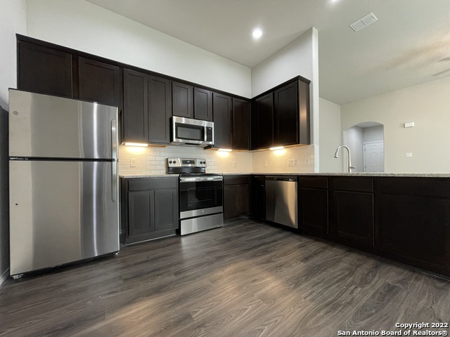 Image 5 of 15 For 627 Heathers Way
