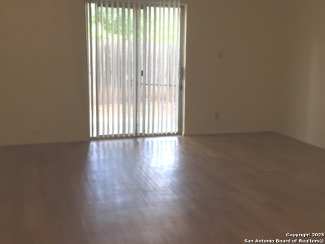 Image 3 of 9 For 14524 Waddesdon Bluff
