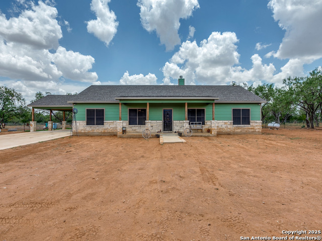Details for 6451 Bluntzer Rd, Jourdanton, TX 78026