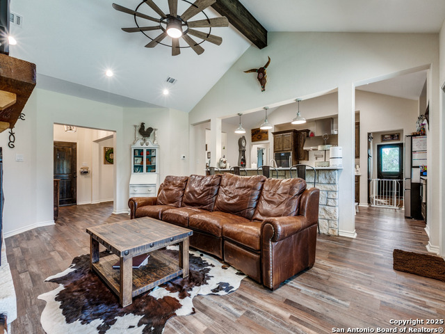 Image 6 of 51 For 6451 Bluntzer Rd