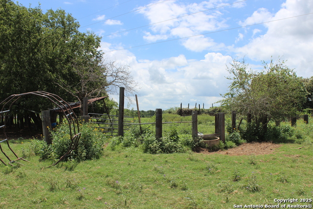 Listing photo id 26 for 0 County Rd 240