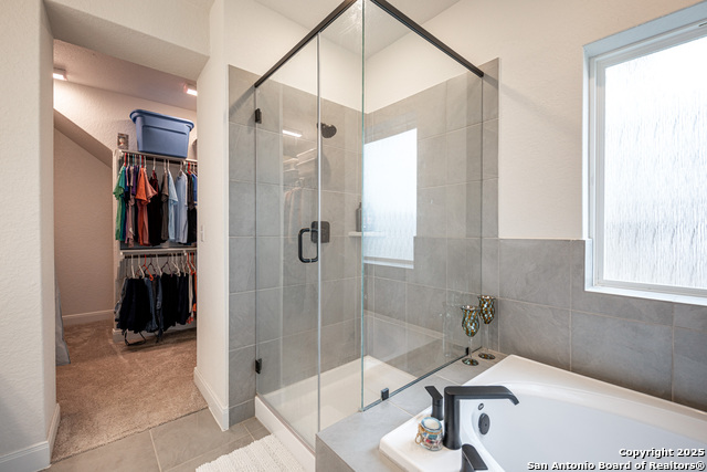 Image 20 of 49 For 9417 Van Horn