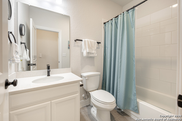 Image 24 of 49 For 9417 Van Horn