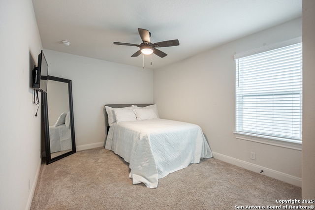 Image 32 of 49 For 9417 Van Horn