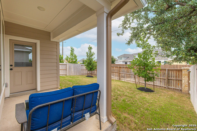 Image 38 of 49 For 9417 Van Horn