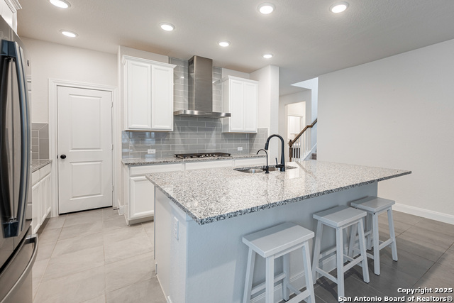 Image 4 of 49 For 9417 Van Horn