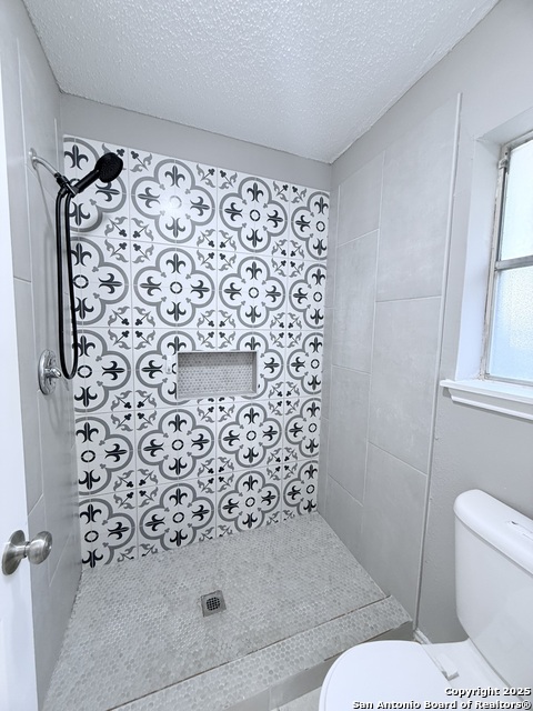 Image 17 of 20 For 5213 Gawain Dr