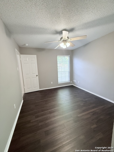 Image 19 of 20 For 5213 Gawain Dr