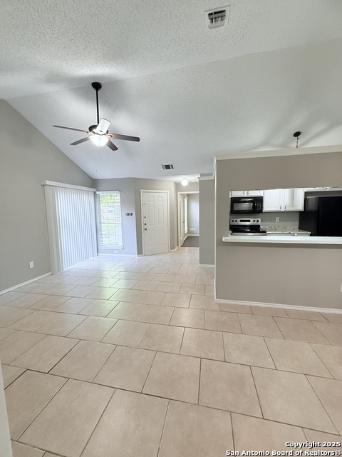 Image 5 of 20 For 5213 Gawain Dr