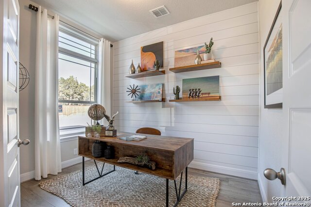 Image 4 of 25 For 223 Gathering Drive